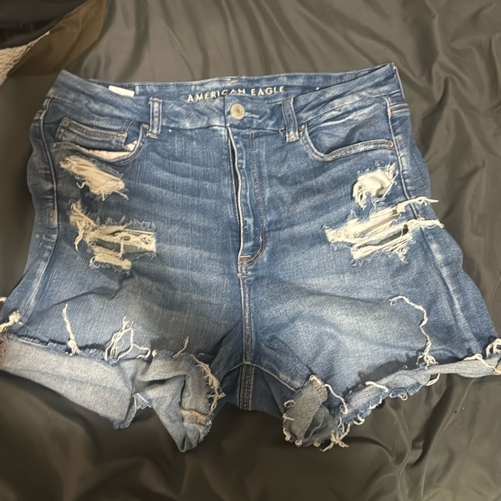 AEO Curvy Hi-Rise Short - Size 14